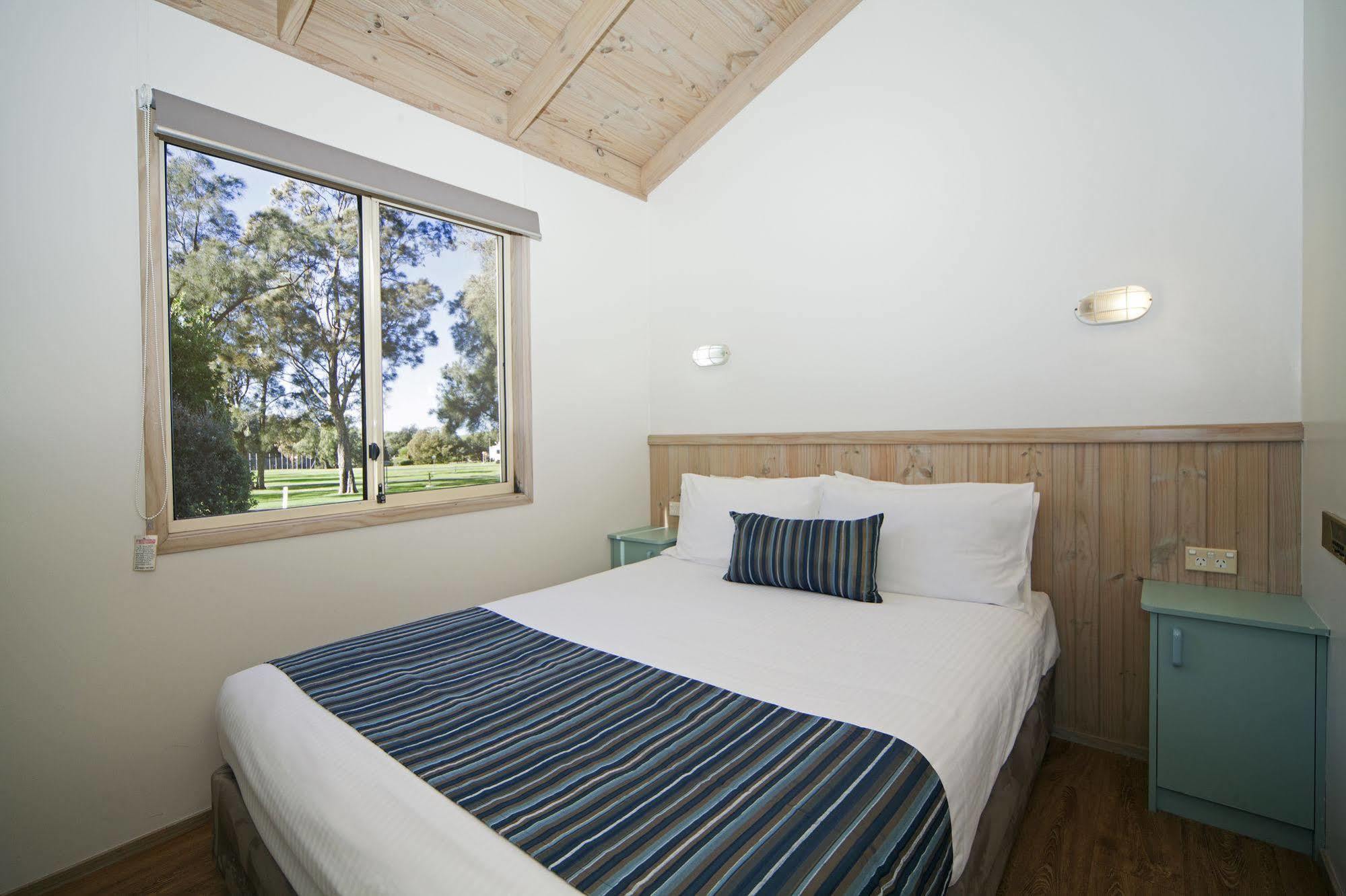 Holiday Haven Culburra Beach Hotel Ngoại thất bức ảnh